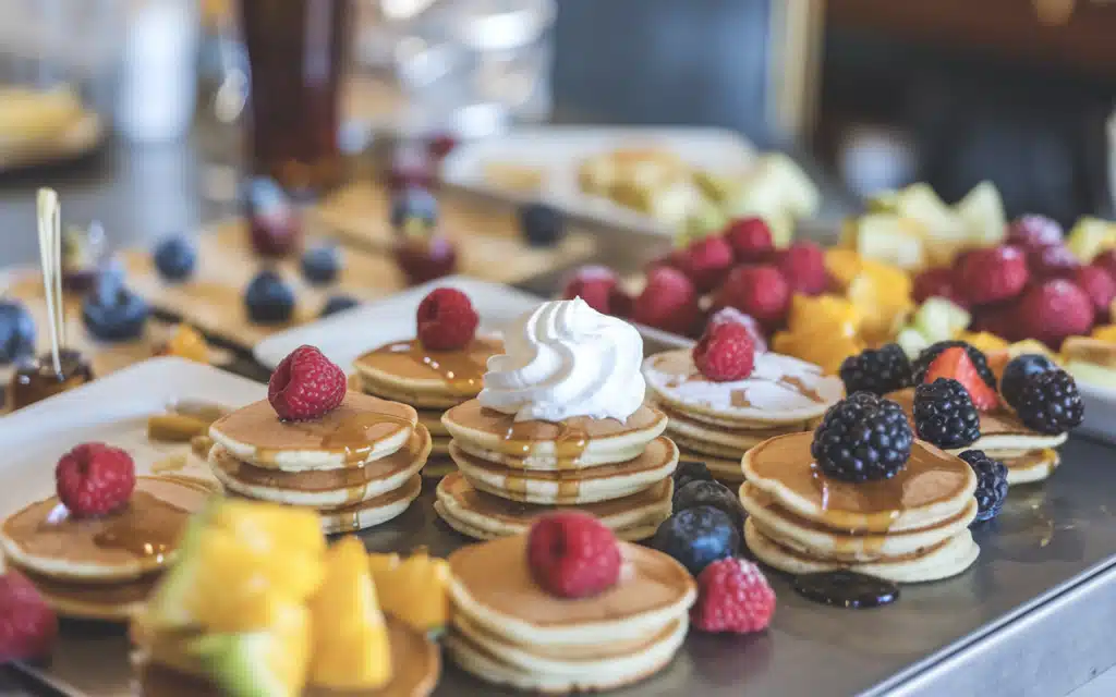 Mini Pancakes berries whipped cream mango